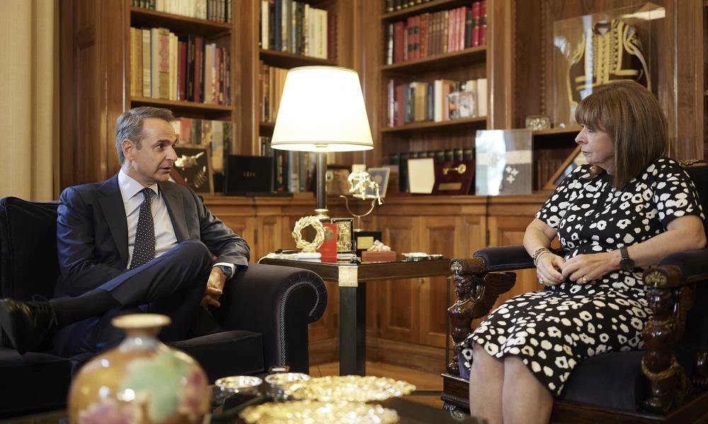 Συνάντηση Μητσοτάκη - Σακελλαροπούλου: «Η κυβέρνηση συνολικά βρίσκεται σε μια τροχιά σημαντικών αλλαγών»